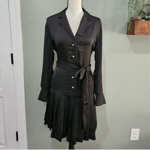 Free Assembly Women's Medium Long Sleeve Black Pleated Mini Dress NWT